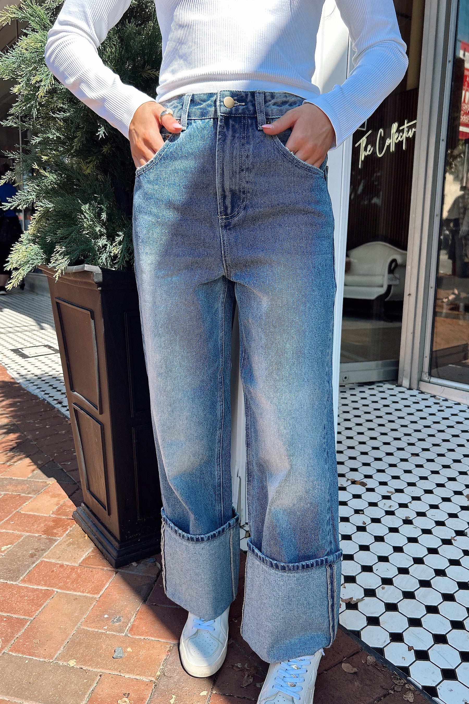 Khloe Jeans- Lightwash